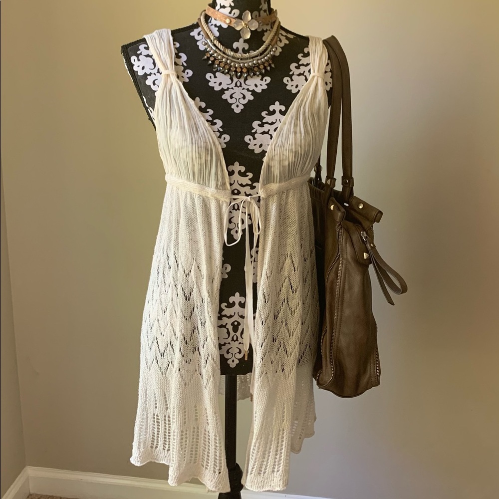 Crochet Gauzy tie front top - Boho goddess
